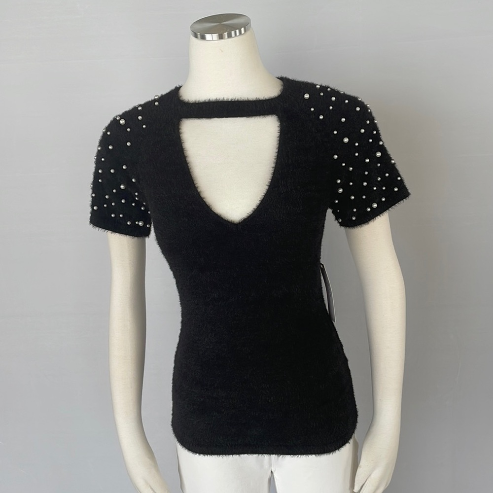 NWT Venus Eyelash top faux Pearl sleeves small